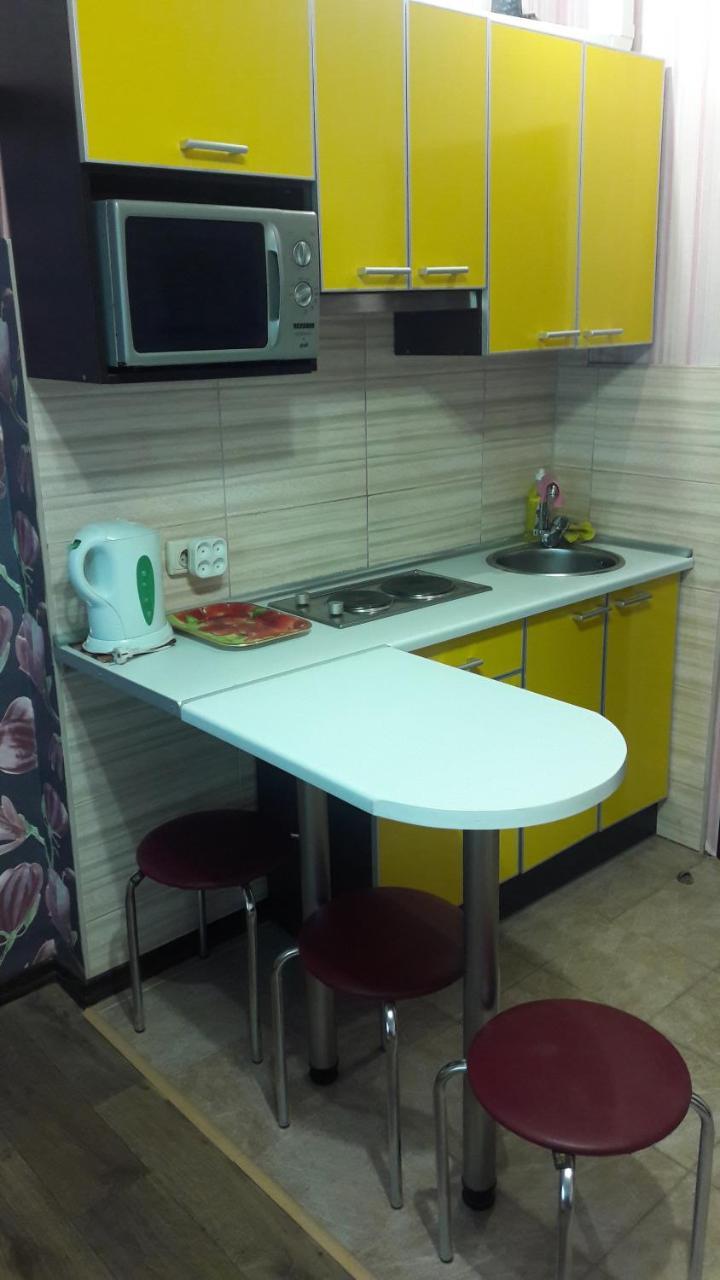 Apartment Derzhavinskaya Kharkiv Eksteriør bilde